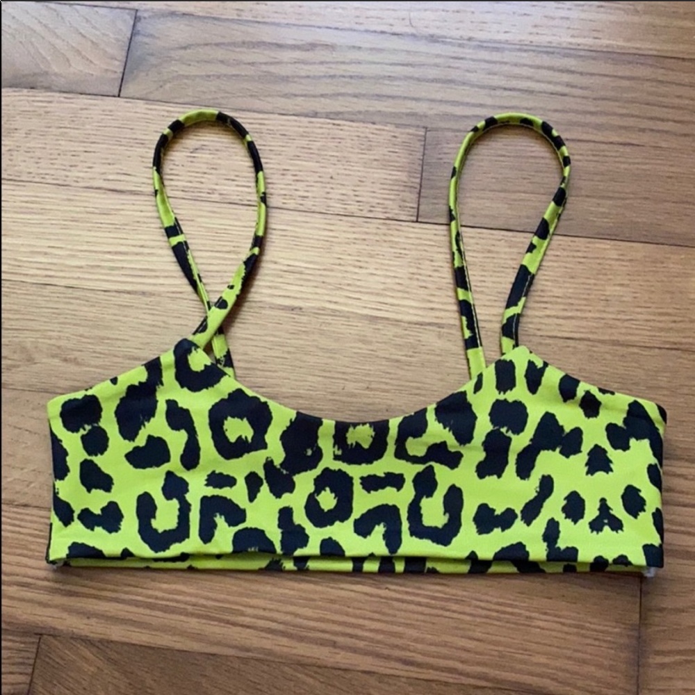 Pretty little thing cheetah bikini top